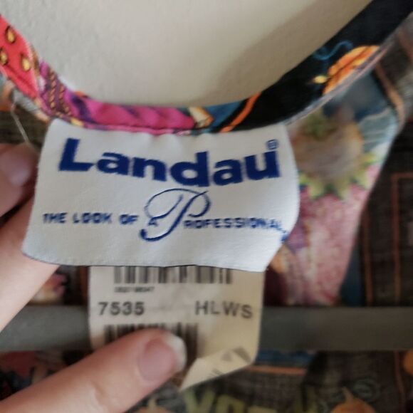 LANDAU HALLOWEEN SCRUB JACKET SIZE SMALL - Picture 5 of 7